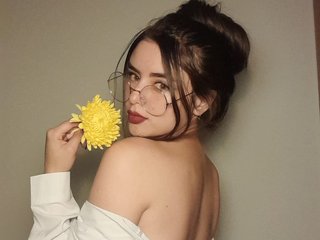 My BongaCams Name Is Sunriseof, I Am A Brunette And I'm A Camwhoring Charming Honey