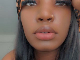 I'm A Cam Provocative Girl And My Age Is 27 Yrs Old