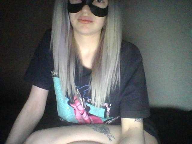 Offline Lina-All on BongaCams