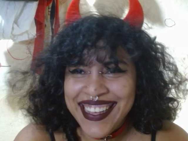 Witchiuna on BongaCams