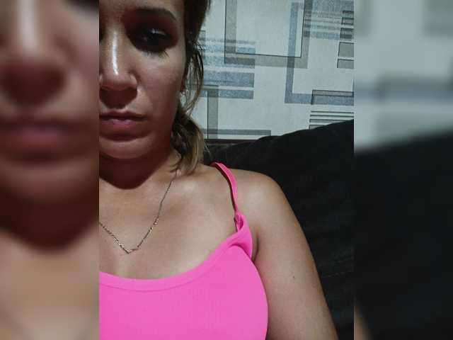 Offline MarySixChery on BongaCams