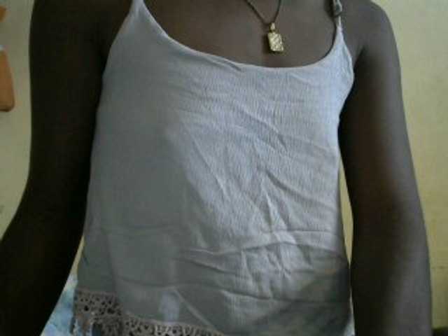 Offline Giulian on BongaCams